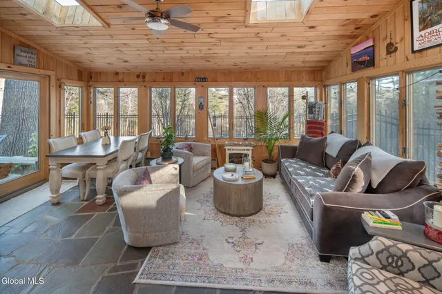 $839,000 | 32 Fairway Court, Albany, NY 12208