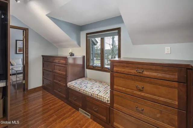 $839,000 | 32 Fairway Court, Albany, NY 12208