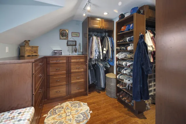 $839,000 | 32 Fairway Court, Albany, NY 12208