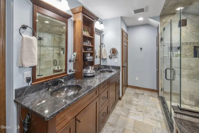 $839,000 | 32 Fairway Court, Albany, NY 12208