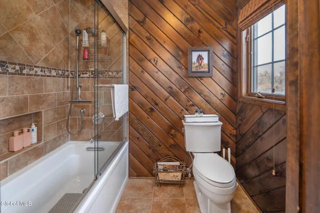 $839,000 | 32 Fairway Court, Albany, NY 12208