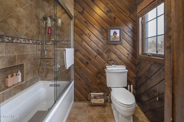 $839,000 | 32 Fairway Court, Albany, NY 12208