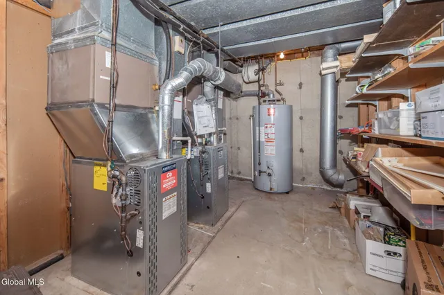 $839,000 | 32 Fairway Court, Albany, NY 12208