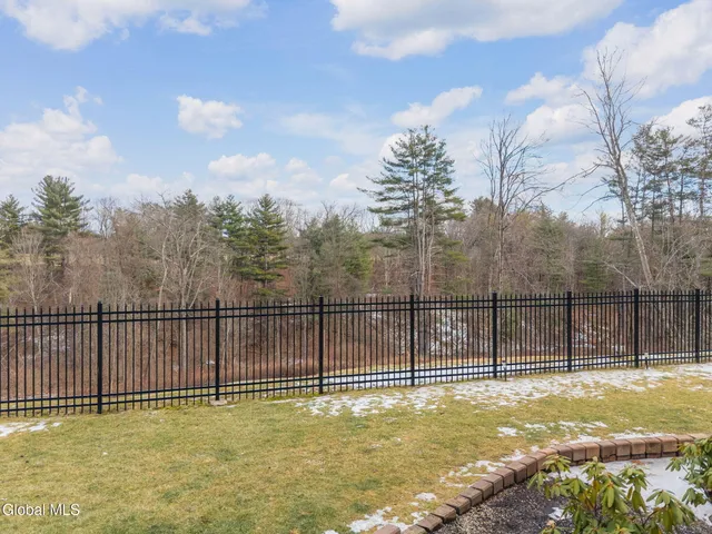 $839,000 | 32 Fairway Court, Albany, NY 12208