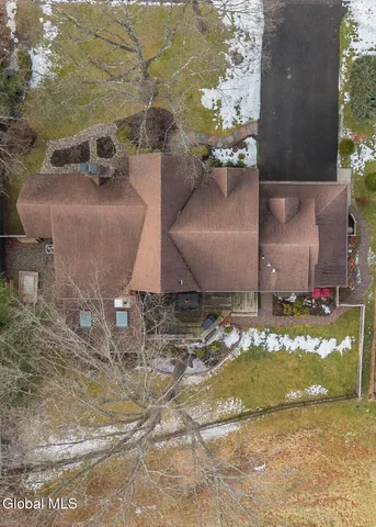 $839,000 | 32 Fairway Court, Albany, NY 12208