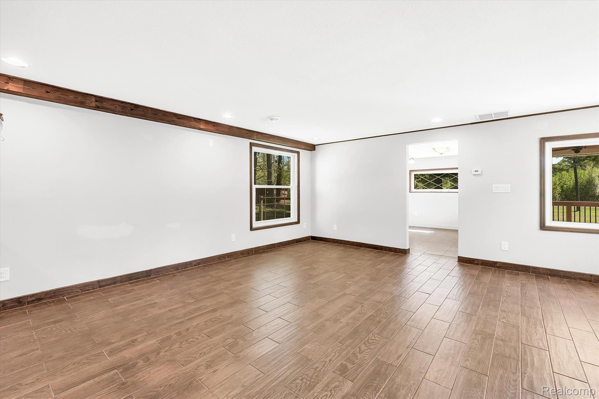 7700 Golf Club Road Howell, MI 48843 - Photo 8 of 33 Gallery Image 8