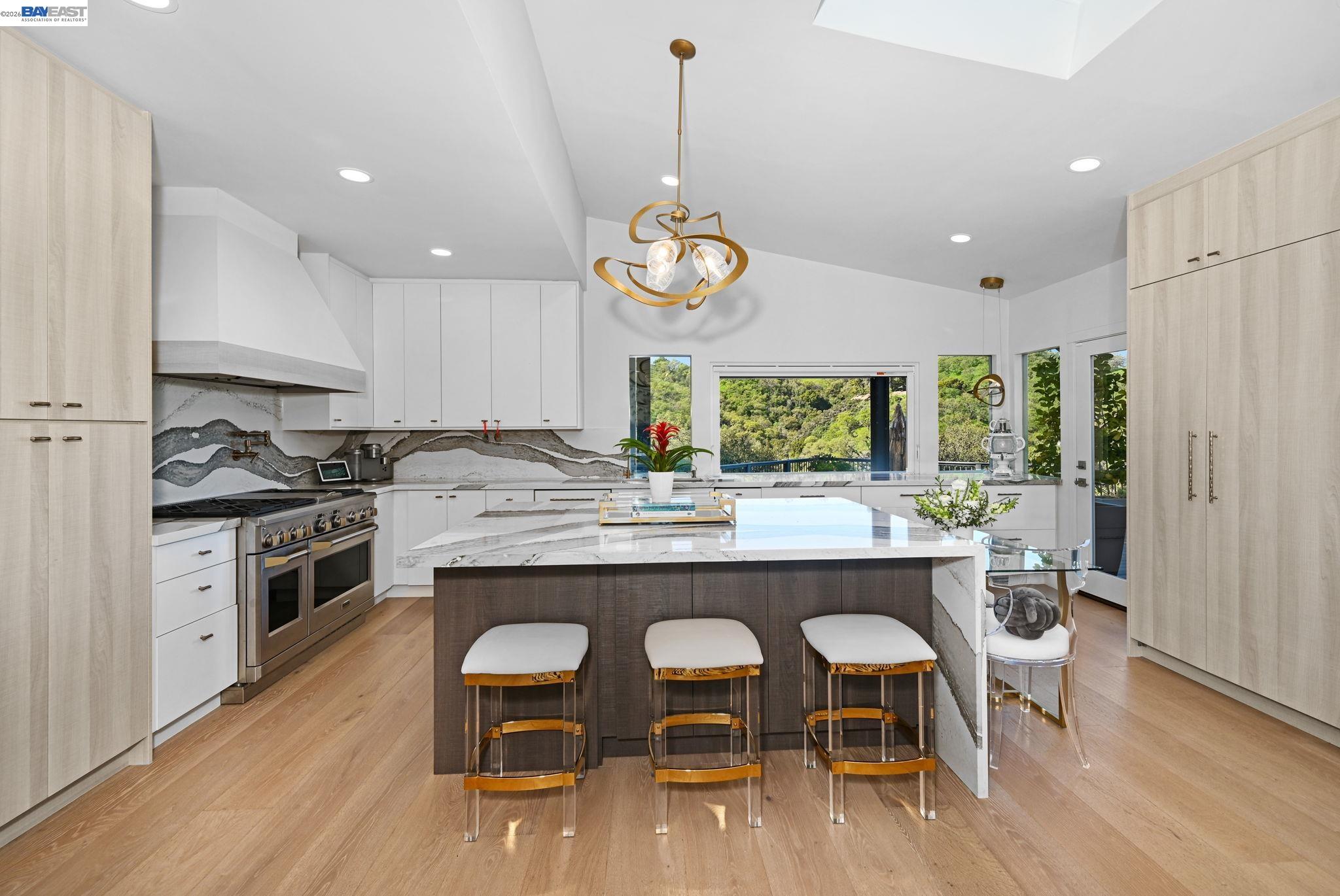 166 Castle Crest Road Alamo, CA 94507 - Photo 14 of 60