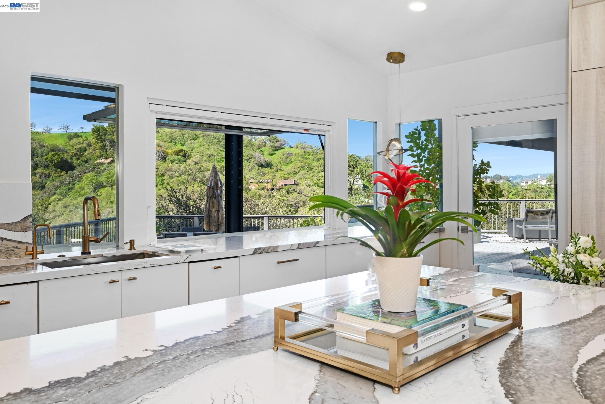 166 Castle Crest Road Alamo, CA 94507 - Photo 16 of 60