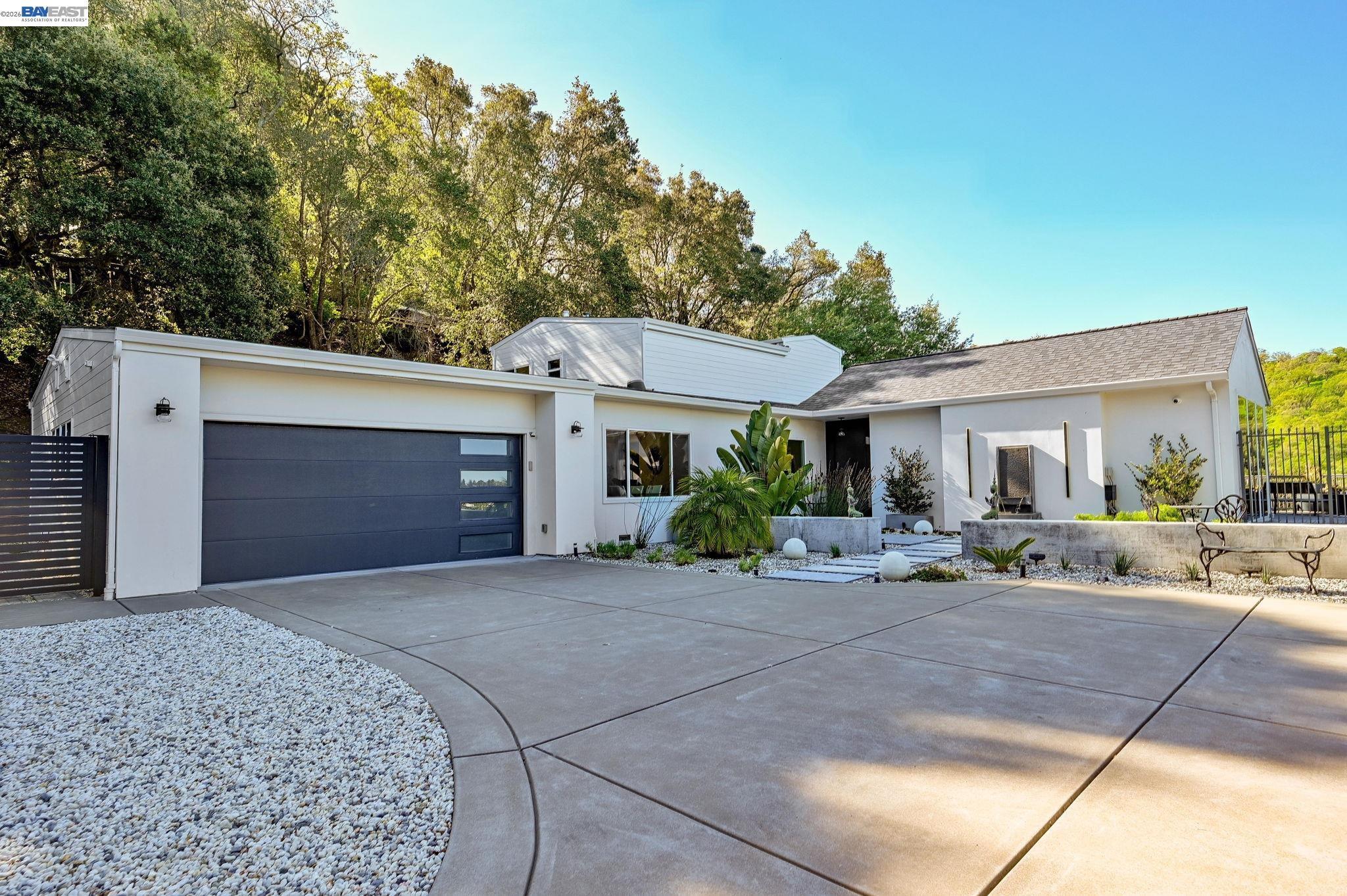 166 Castle Crest Road Alamo, CA 94507 - Photo 4 of 60