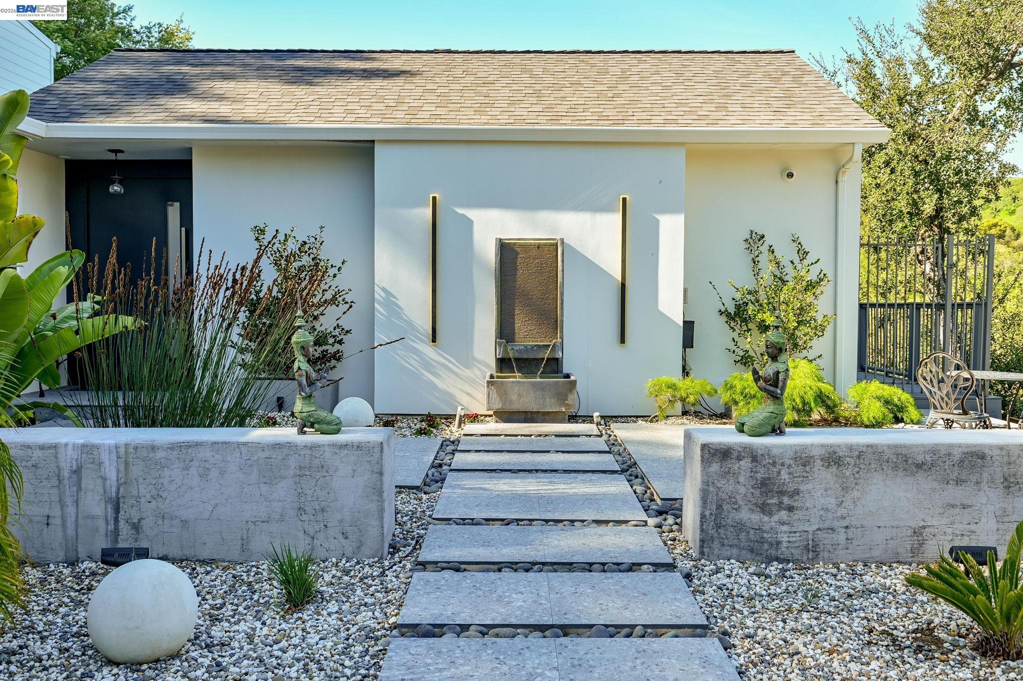 166 Castle Crest Road Alamo, CA 94507 - Photo 5 of 60