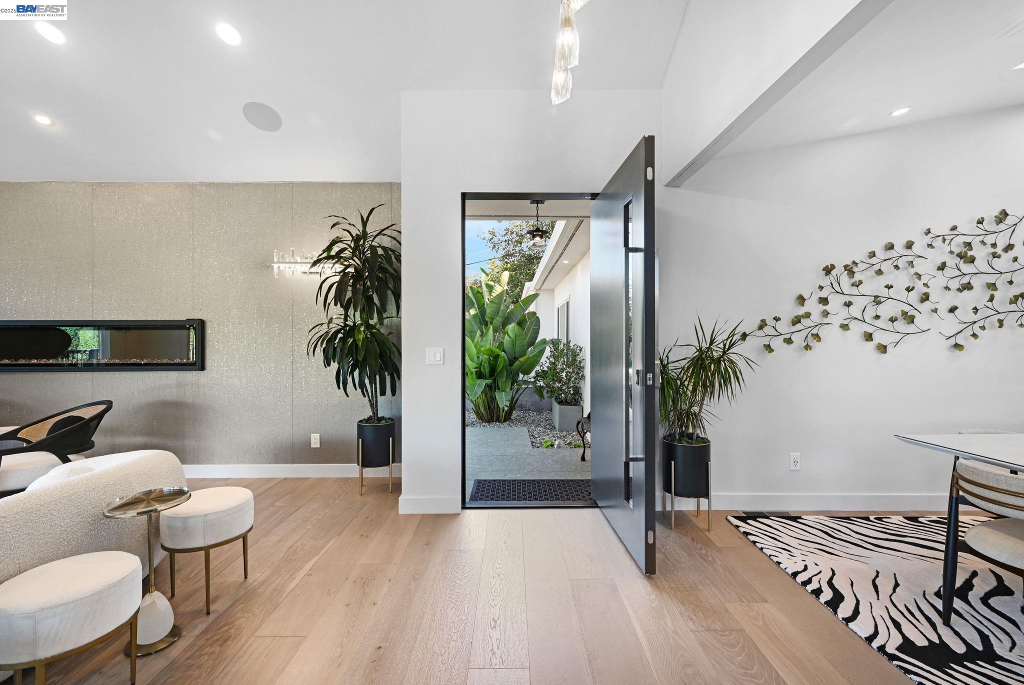 166 Castle Crest Road Alamo, CA 94507 - Photo 6 of 60