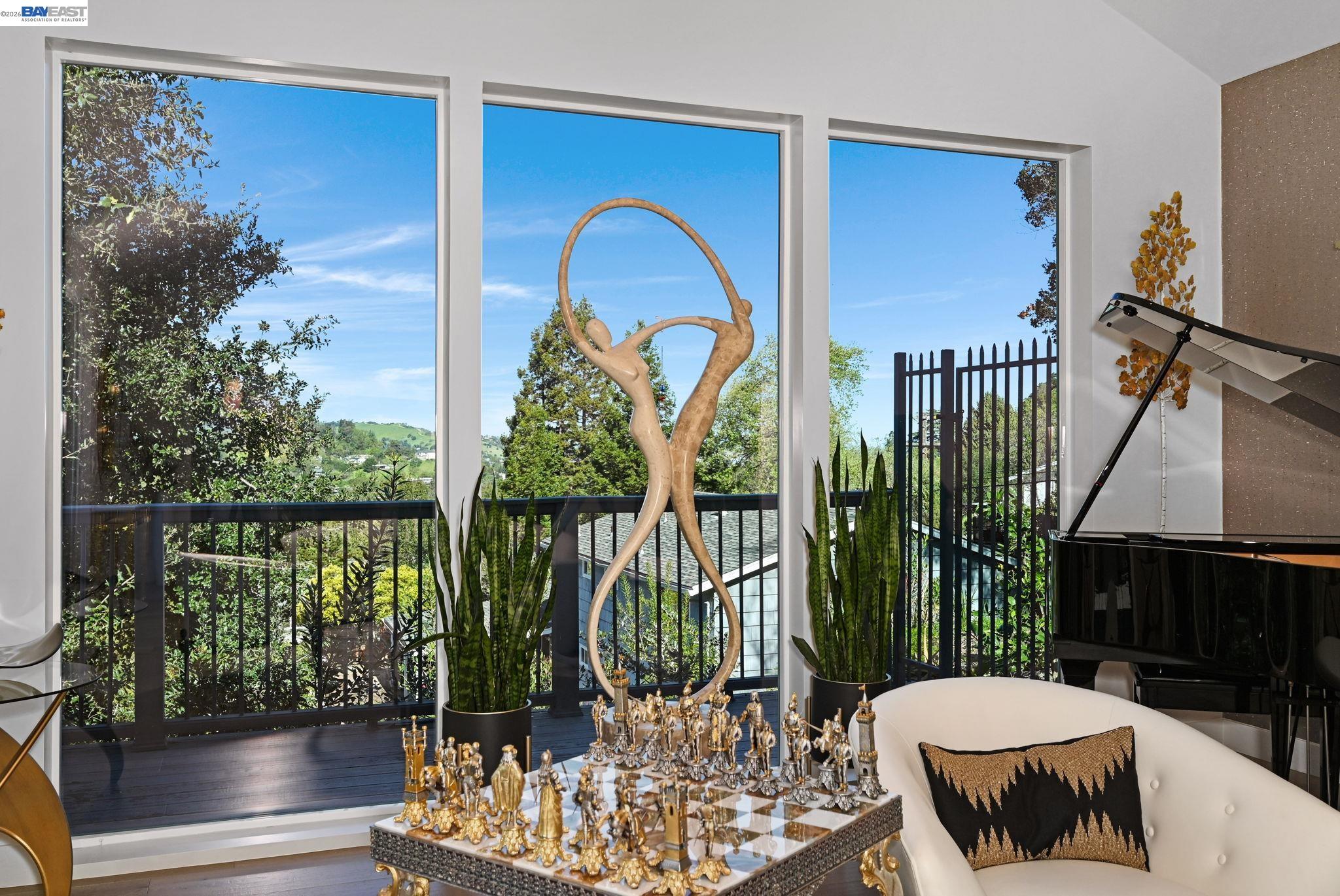 166 Castle Crest Road Alamo, CA 94507 - Photo 9 of 60