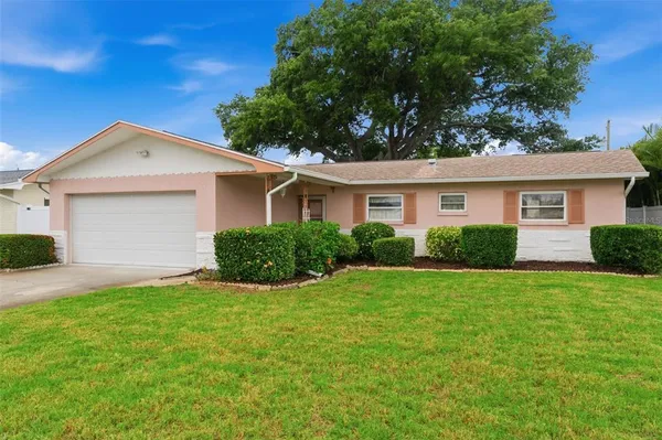 $409,900 | 8566 108th Way, Seminole, FL 33772
