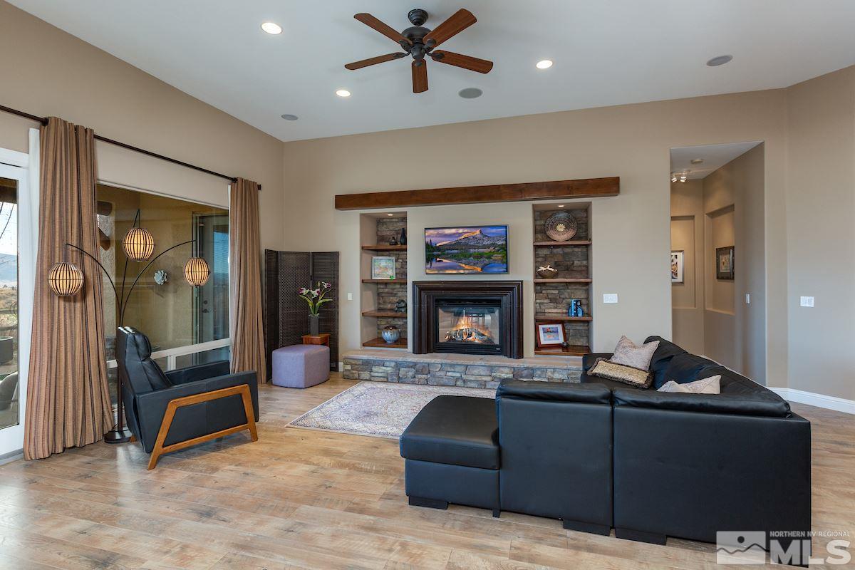 8644 18th Hole Trail Reno, NV 89523 - Photo 4 of 25 Photo 4