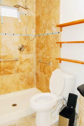 $2,675 | 736 Mar Vista Drive, Vista, CA 92081