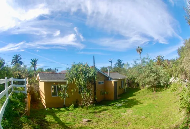 $2,675 | 736 Mar Vista Drive, Vista, CA 92081