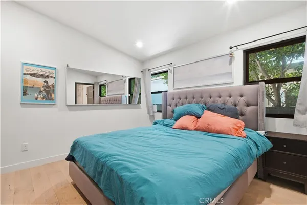 $7,000 | 17713 Bullock Street, Encino, CA 91316