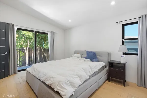 $7,000 | 17713 Bullock Street, Encino, CA 91316