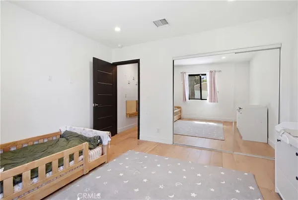 $7,000 | 17713 Bullock Street, Encino, CA 91316