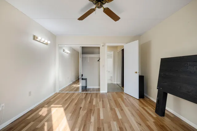 $115,000 | 329 Geneva Avenue North, Unit 411, Oakdale, MN 55128