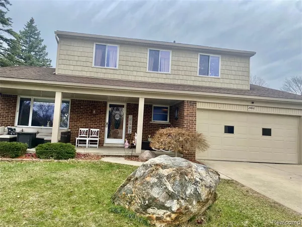 $325,000 | 24816 Pamela Street, Flat Rock, MI 48134