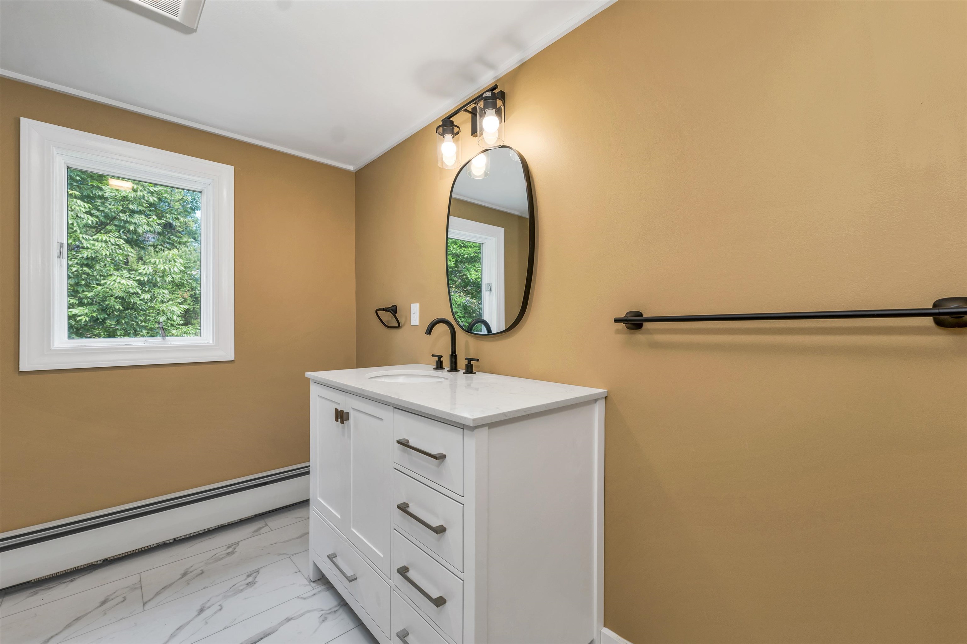 498 Highway 153 Middleton, NH 03887 - Photo 35 of 54