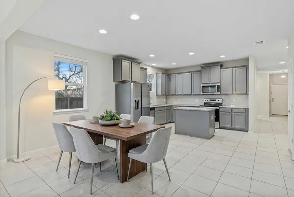 $2,100 | 313 Michaelis Drive, Leander, TX 78641