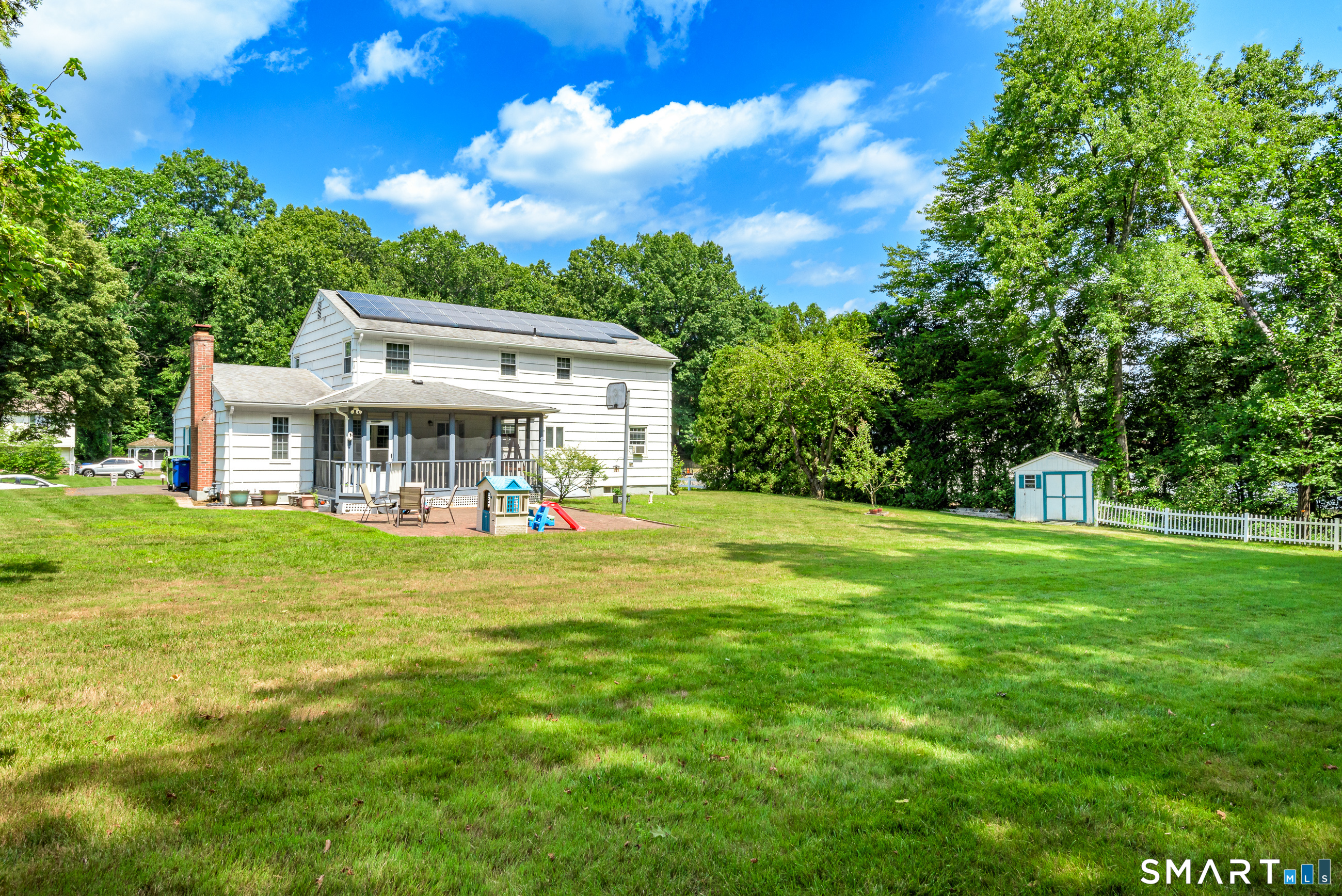 31 Winthrop Road Windsor, CT 06095 - Photo 5 of 40