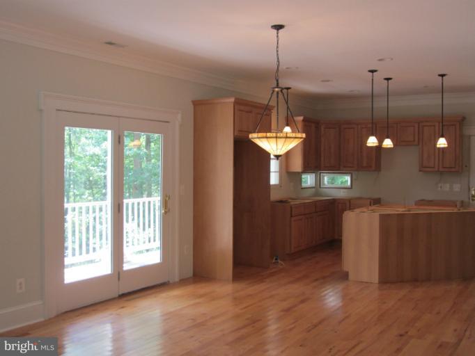 584 Coover Road Annapolis, MD 21401 - Photo 14 of 22 Interior (General)