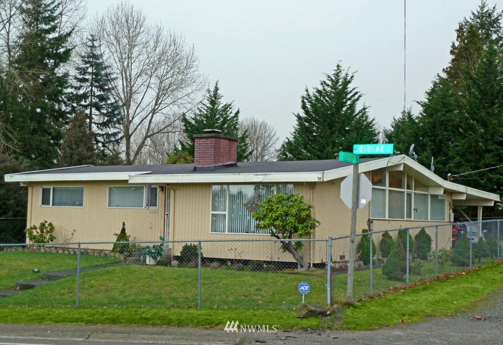 11211 Renton Avenue South Seattle, WA 98178 - Photo 1 of 1 Gallery Image 1