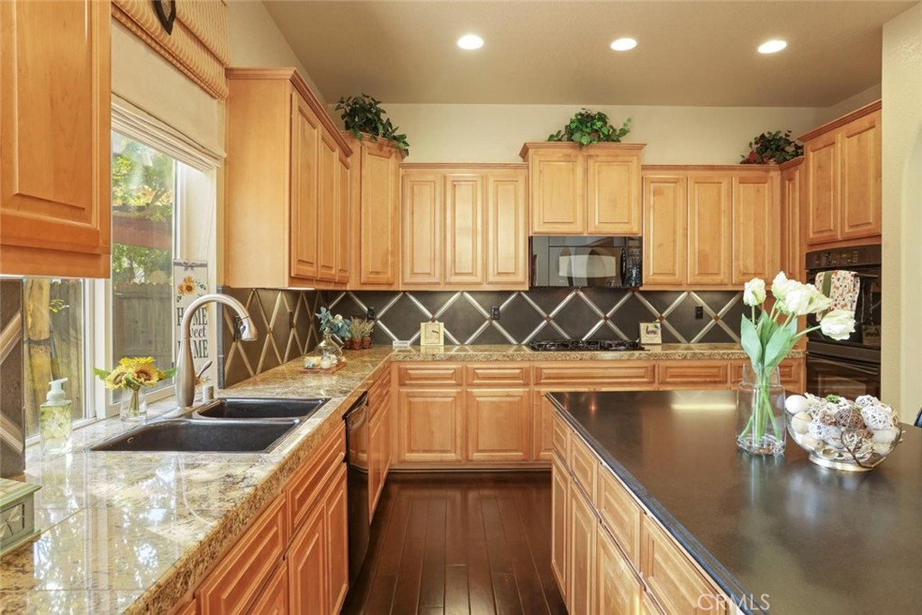 2378 Aviles Drive Merced, CA 95340 - Photo 21 of 69