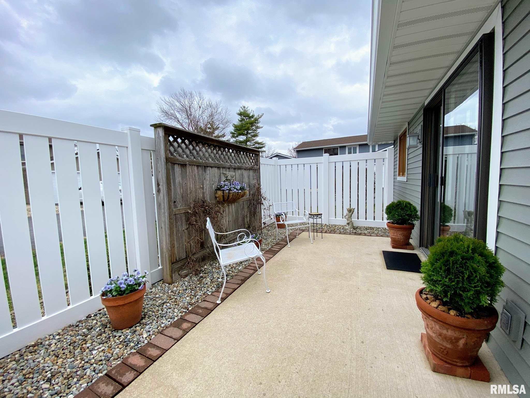 18 Brookside Place Springfield, IL 62704 - Photo 33 of 38 Gallery Image 33
