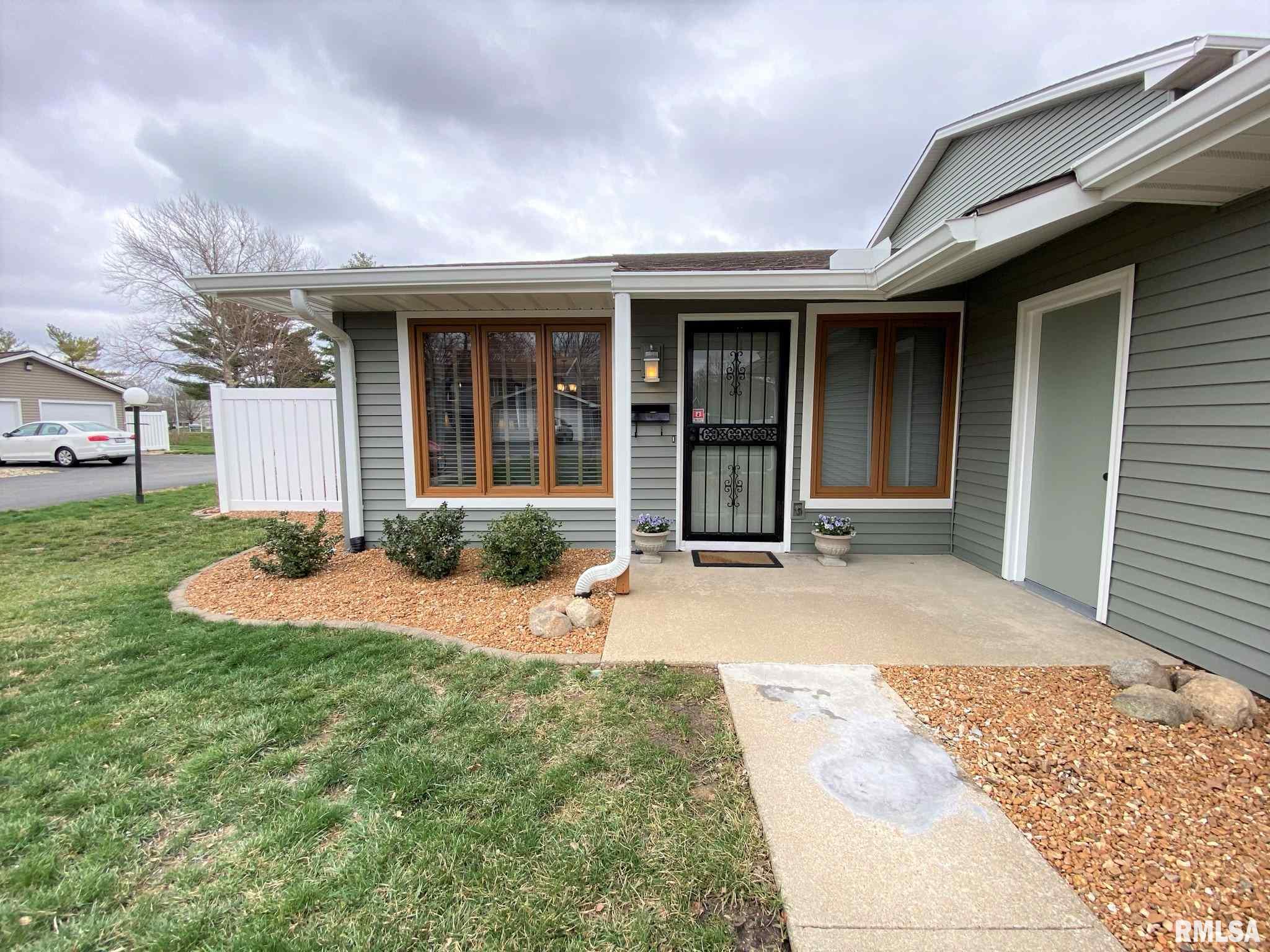 18 Brookside Place Springfield, IL 62704 - Photo 4 of 38 Gallery Image 4
