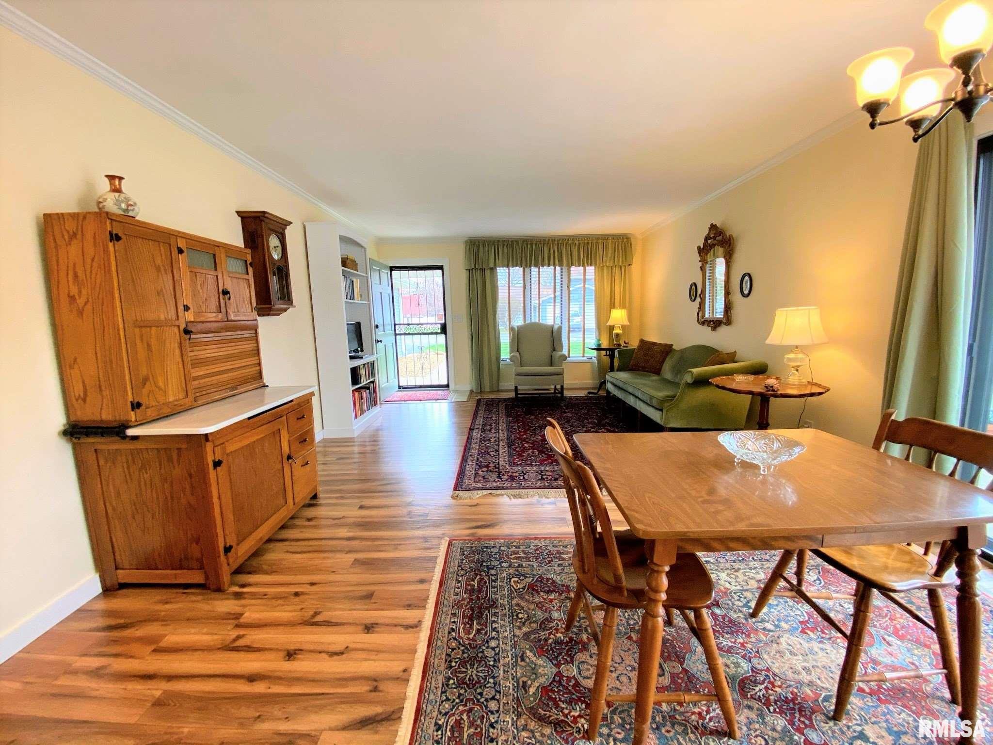 18 Brookside Place Springfield, IL 62704 - Photo 9 of 38 Gallery Image 9