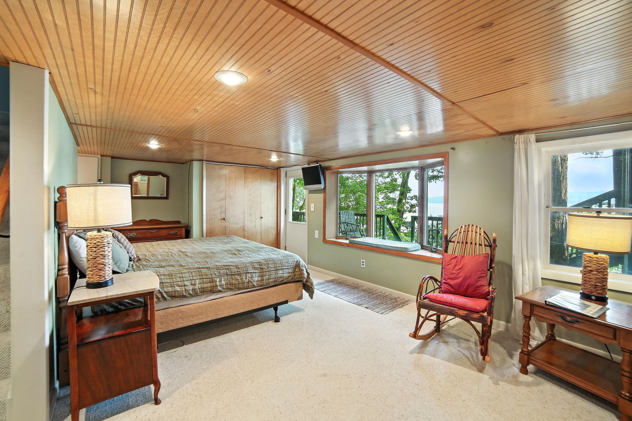17404 West Rose Lake Road Leroy, MI 49655 - Photo 22 of 37 basement bedroom