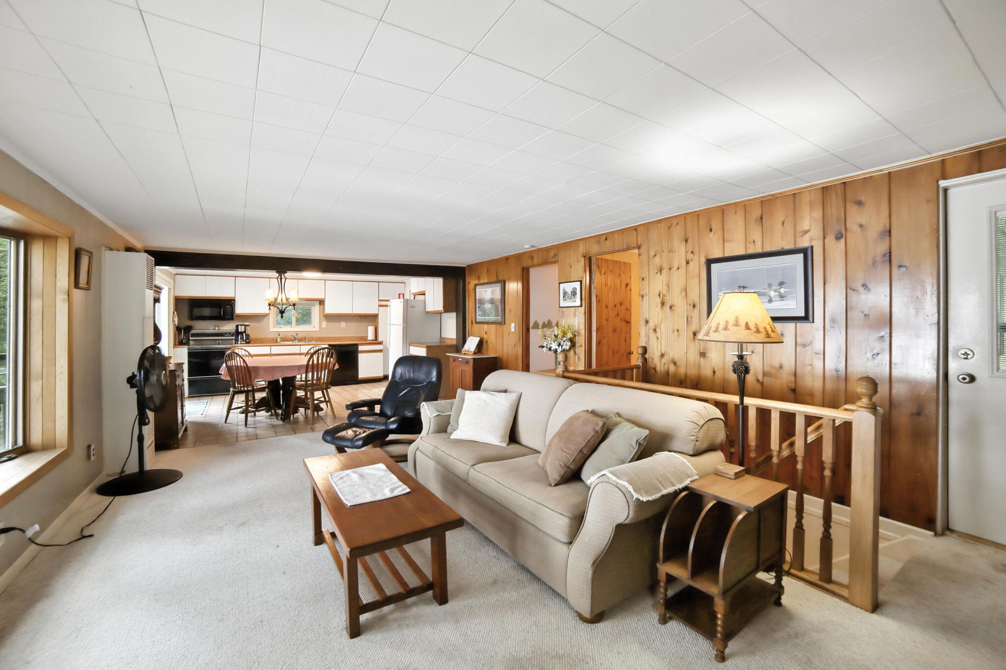 17404 West Rose Lake Road Leroy, MI 49655 - Photo 10 of 37 Living Room