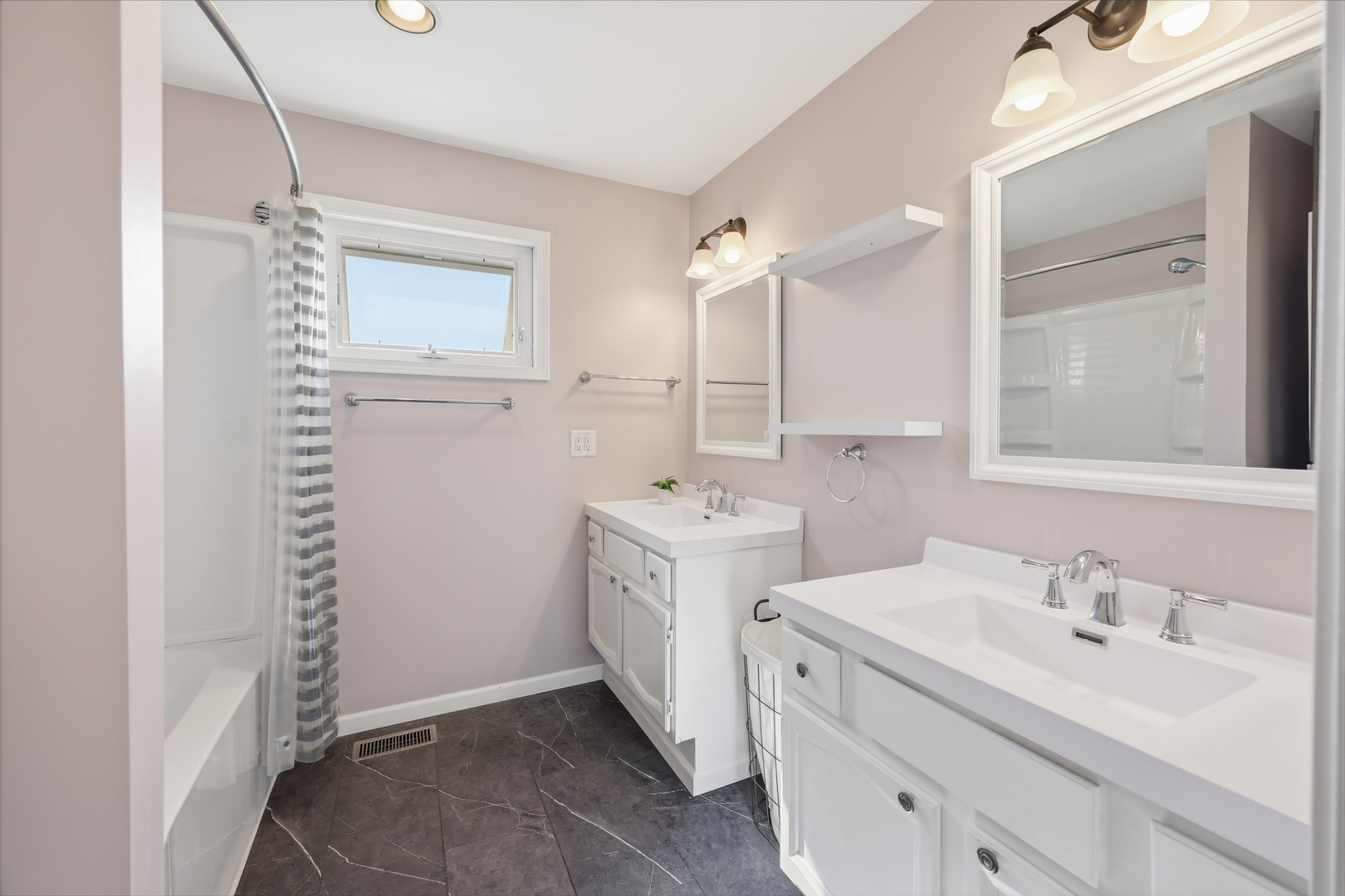 997 Village Road Crystal Lake, IL 60014 - Photo 25 of 33 Gallery Image 25