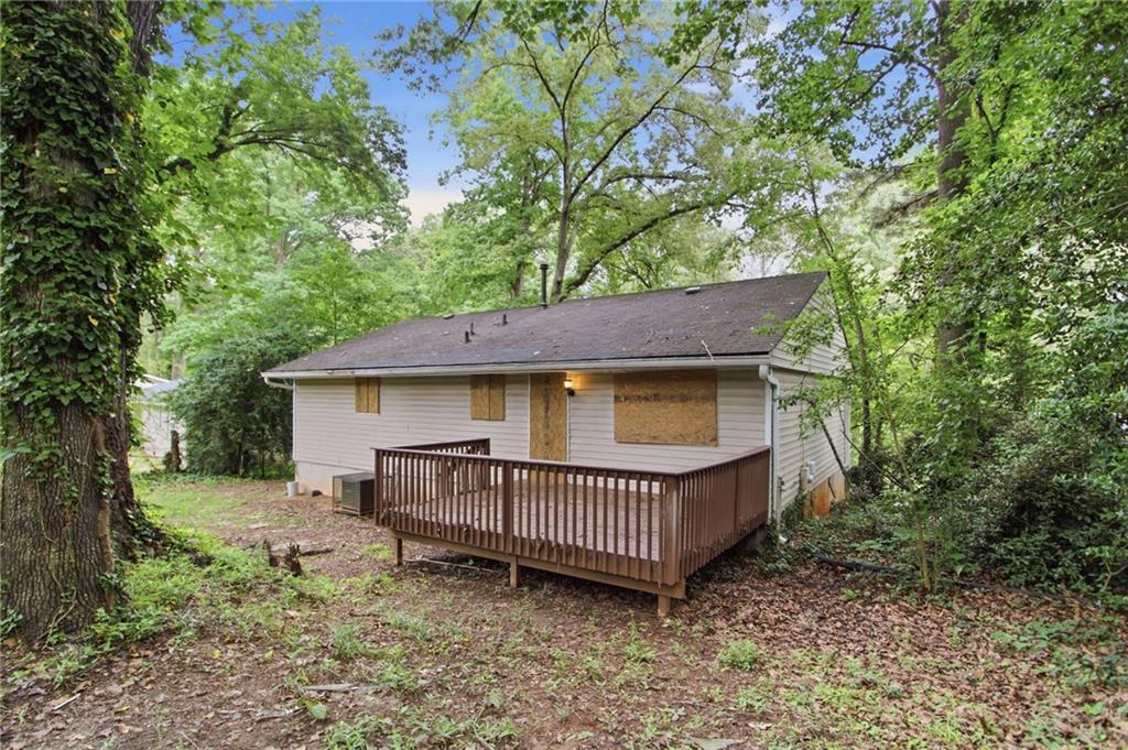 4436 Malibu Drive Decatur, GA 30035 - Photo 33 of 39