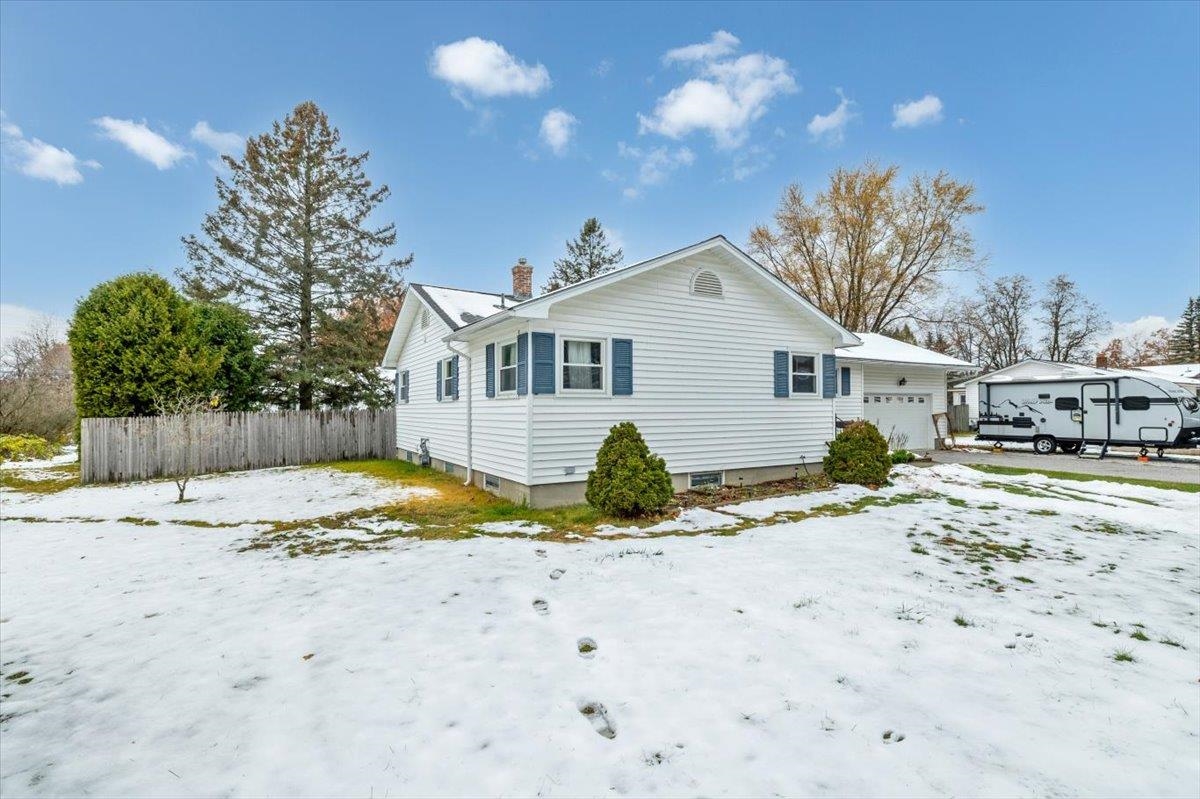 3 Charles Street Swanton, VT 05488 - Photo 3 of 35