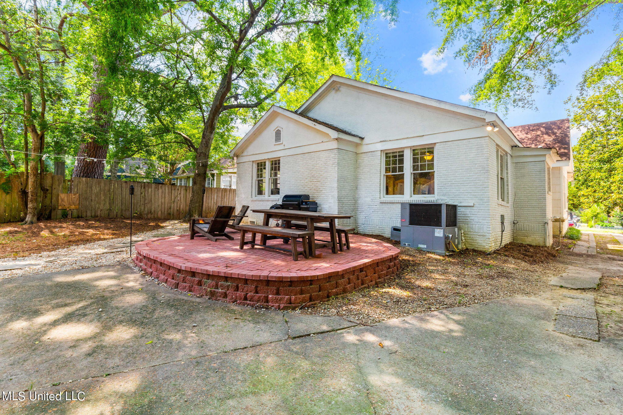 485 East Ridgeway Street Jackson, MS 39206 - Photo 31 of 37 37-web-or-mls-485 E Ridgeway-37
