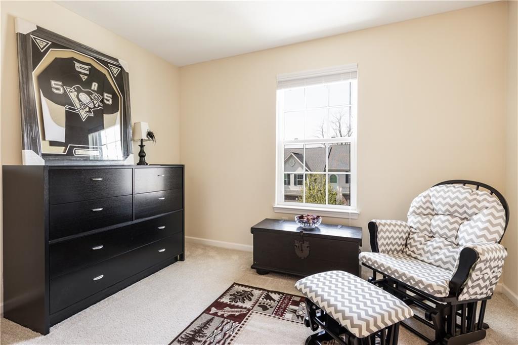 109 Maple Ridge Drive Canonsburg, PA 15317 - Photo 18 of 25 Gallery Image 18