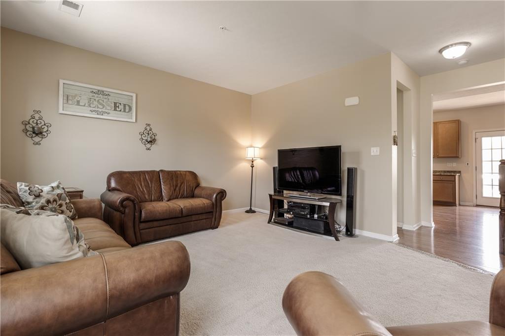 109 Maple Ridge Drive Canonsburg, PA 15317 - Photo 6 of 25 Gallery Image 6