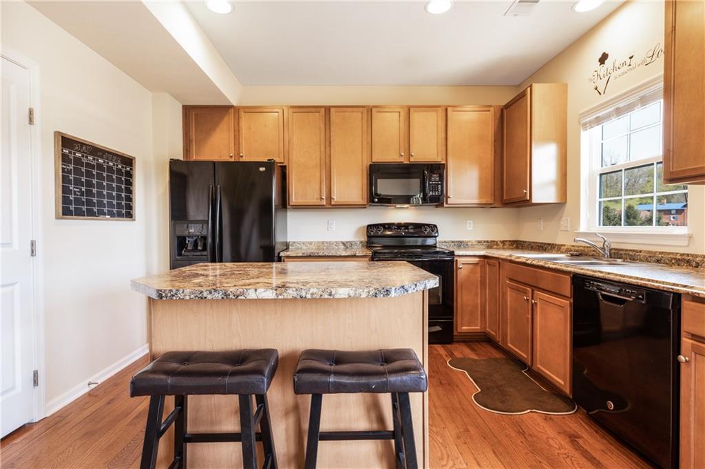 109 Maple Ridge Drive Canonsburg, PA 15317 - Photo 8 of 25 Gallery Image 8