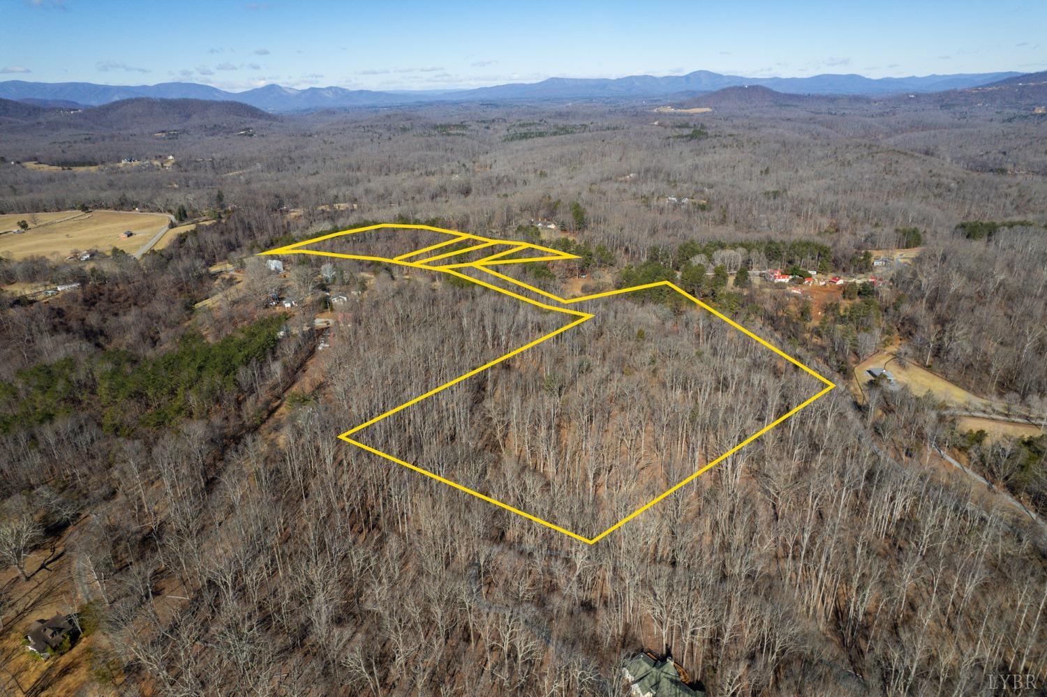 2 Trents Ferry Road Lynchburg, VA 24503 - Photo 4 of 10 a view of a backyard