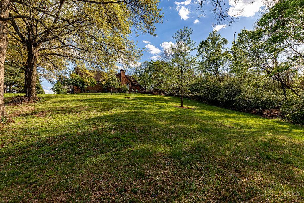 6215 Daleview Road Cincinnati, OH 45247 - Photo 56 of 74 Gallery Image 56