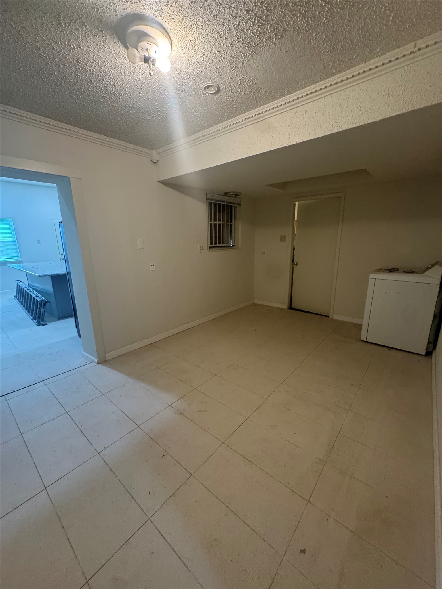 1443 Willow Rock Road Houston, TX 77088 - Photo 2 of 4 Dining room