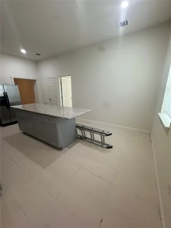 $2,000 | 1443 Willow Rock Road, Houston, TX 77088
