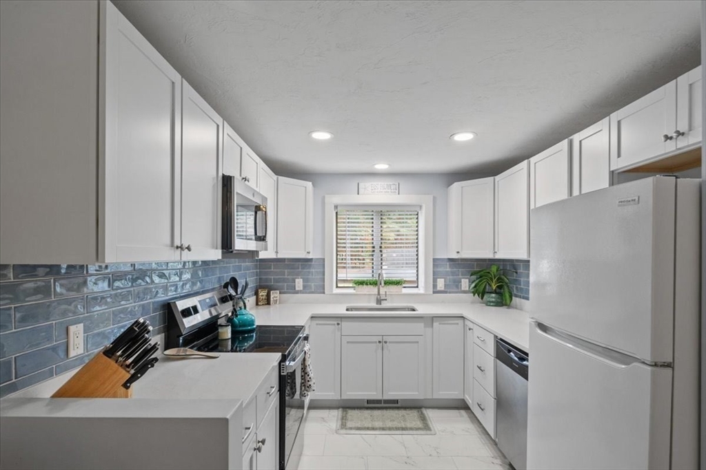 38 Shellback Way, Unit 38 Mashpee, MA 02649 - Photo 16 of 41 Gallery Image 16