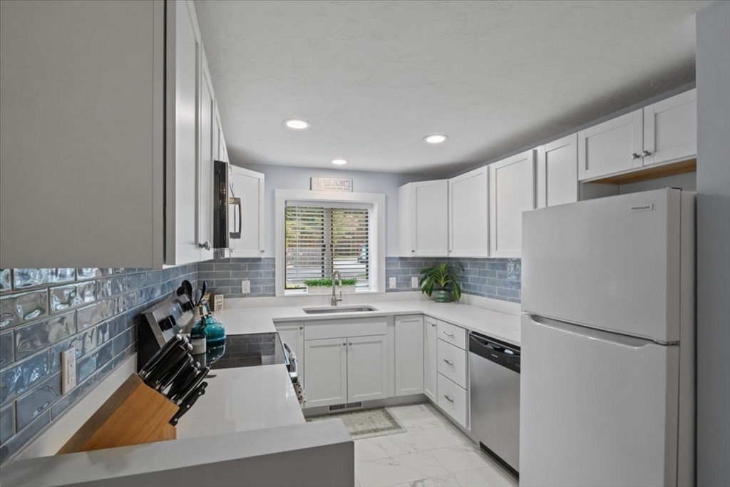 38 Shellback Way, Unit 38 Mashpee, MA 02649 - Photo 17 of 41 Gallery Image 17
