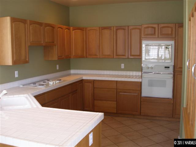 4664 Waltham Court Reno, NV 89519 - Photo 4 of 6 Photo 4
